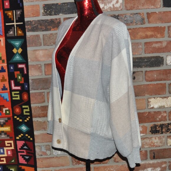 Vintage Tanjay Wool Blend Neutral Plaid Jacket 12 Union Made in Canada - Picture 2 of 12